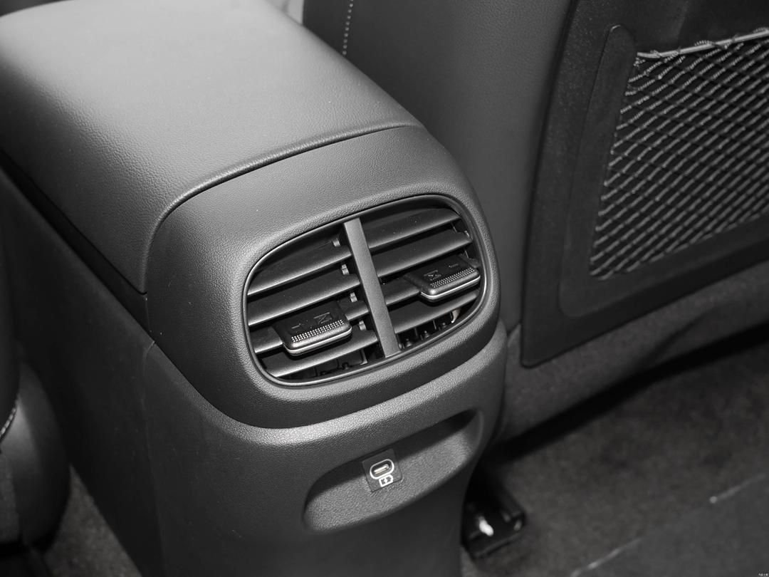 هيونداي النترا وارد الصين2025 - الصورة 7